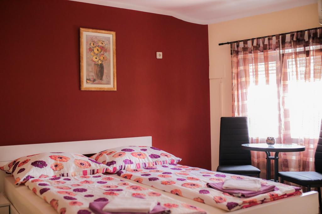 Pansion Palace Mostar Luaran gambar