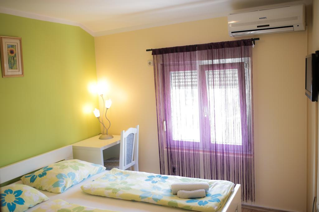 Pansion Palace Mostar Luaran gambar