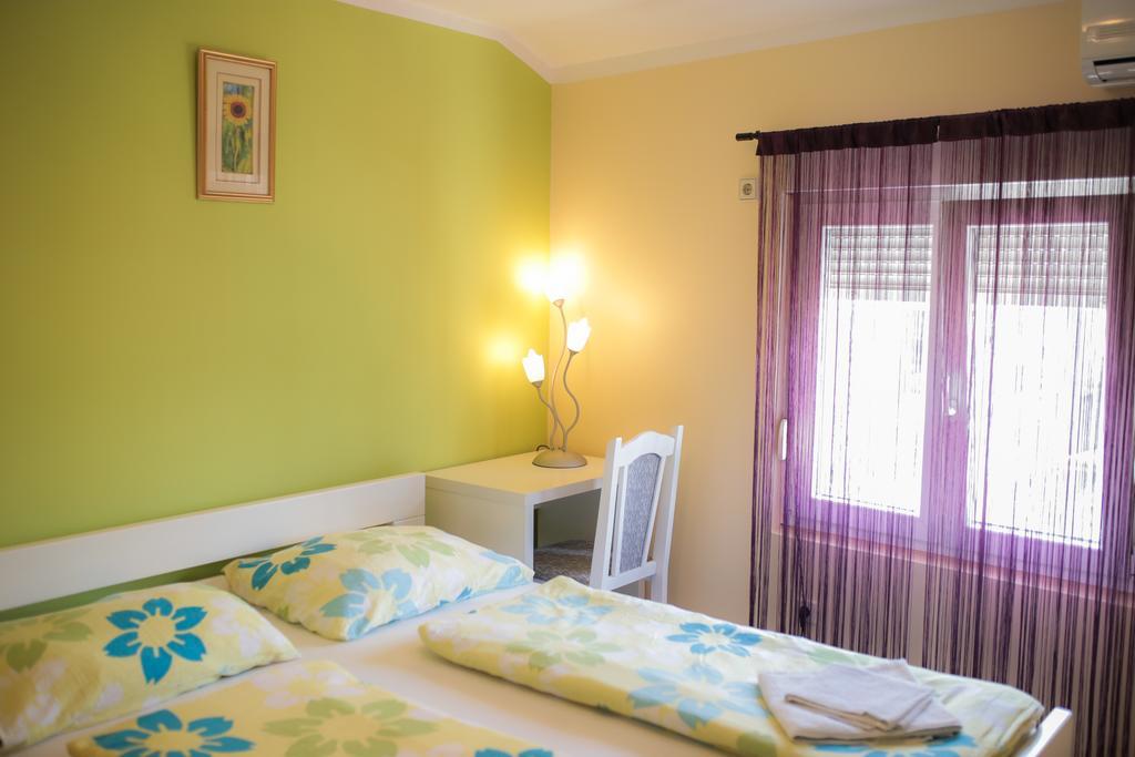 Pansion Palace Mostar Luaran gambar